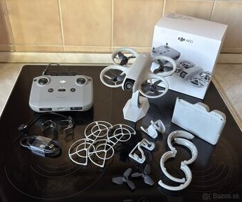 DJI Neo Fly More Combo