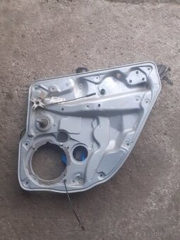 Golf 4 kratky stahovacka  1J4839756B