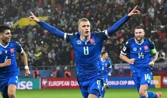 Slovensko - Rumunsko HLAVNA TRIBUNA, SEKTOR A, TOP MIESTO