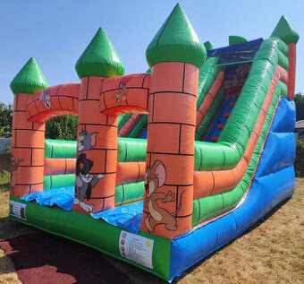 Prenájom nafukovacích atrakcií