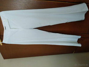 Biele nohavice