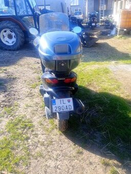 Yamaha majesty 125