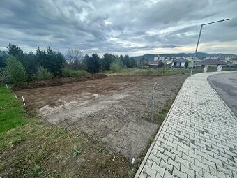 Stavebny pozemok 727m2 - Tulská - pre rodinny dom na predaj