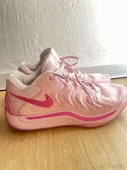 NIKE - KD 17 Aunt Pearl