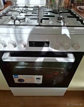 Predam plynovy sporak s elektrickou rurou-široka verzia 60cm