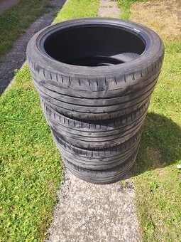Bridgestone 215/40 R17 87W letné