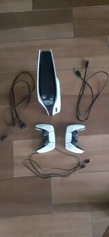 Predám Playstation 5 slim
