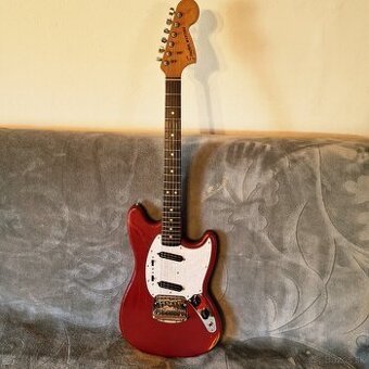 Predám Fender Mustnag Dakota Red rok 1966
