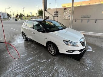 Lancia Delta