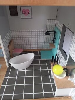 Detský drevený domček