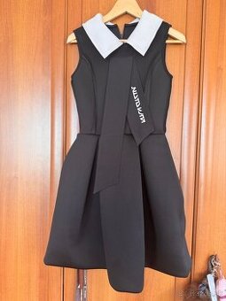 Neoprénové šaty Kura collection