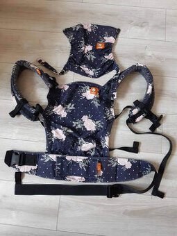 Nosič Tula Baby Free To Grow s ochrannými návlekmi