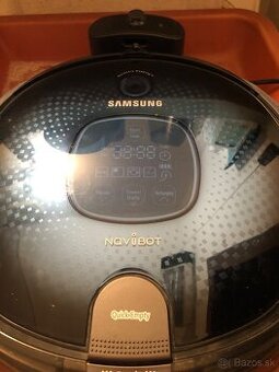 Predám Roboticky vysávač Samsung na súčiastky za 15e