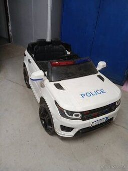 Elektrické autíčko Ford