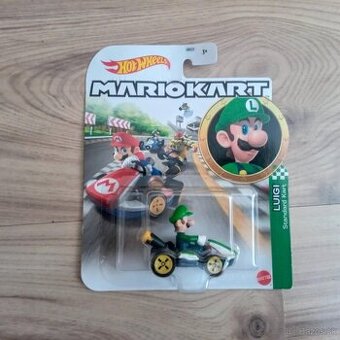 Hot Wheels MarioKart GBG25 / GLP37 Luigi