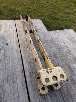 Nosic velkeho zavazia.