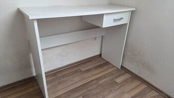 Písací stôl so stoličkou