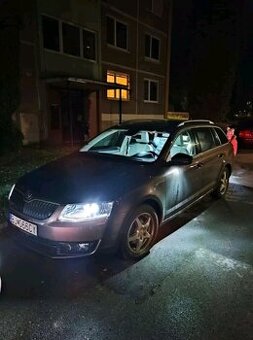 LED OSVETLENIE DO SPATNYCH ZRKADIEL CANBUS