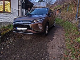 39 000km Mitsubishi eclipse cross