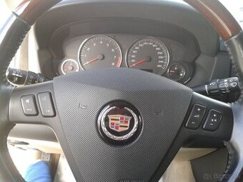 Predám Cadillac srx