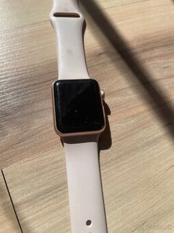 Apple Watch Series 3 – 38mm, zlatoružové