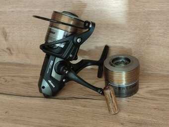 Naviják OKUMA Aventa 6000 + náhradná cievka + 2x nový silon