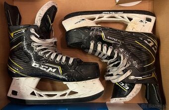 hokejové korčule CCM Tacks AS3 Pro – veľkosť 9 EE (43)