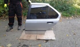 diel z bmw e36 ZL dvere rozne farby