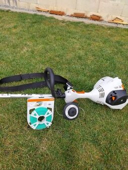 Krovinorez / vyzinač značky STIHL
