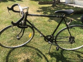 Cestný bicykel colnago