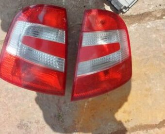 PREDAM ZADNE SVETLA SKODA FABIA FACELIFT
