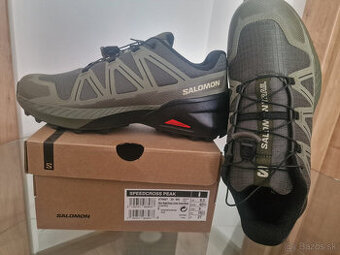 Salomon Speedcross peak