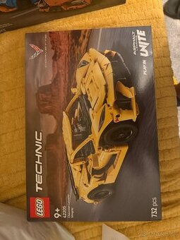 Predám LEGO® Technic 42205 Chevrolet Corvette Stingray