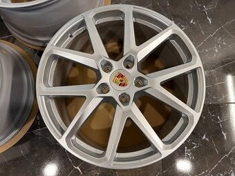 originál kolesa r21 5x130 Porsche Panamera 976