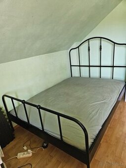 Kovová posteľ IKEA 140x200cm