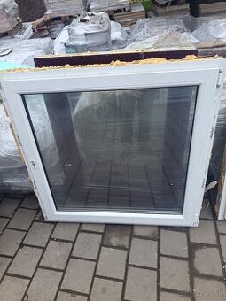 Plastové okno