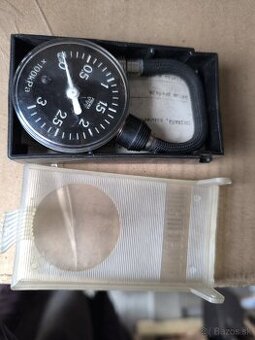 Tlakomer manometer značky PREMA