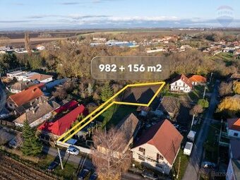 Predaj pozemku Malá Mača 982 + 156 m2 Excluzivne - 1