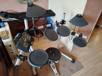 Predáme elektronické bicie Yamaha DTX500