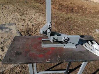 Nožnice na strihanie plechu, gulatiny