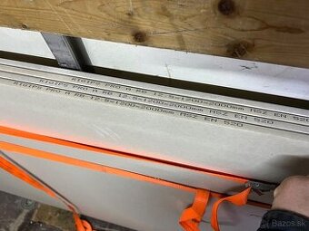 Predám sadrokartón na foto, 4 kusy.