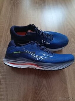 Pánske bežecké tenisky mizuno wave rider 27