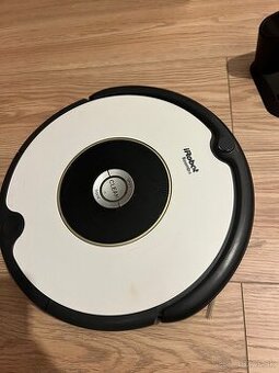 Robotický vysávač iRobot Roomba