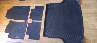 Hyundai i30 kombi , Vanicka do kufra + gumene rohoze