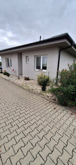 Novostavba Dvory nad Žitavou