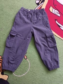 Sivé nohavice Zara - 104