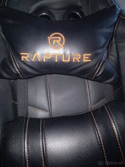 Herná, kancelárska stolička