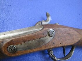 Vojenská Perkusná puška vzor 1842 s bodákom