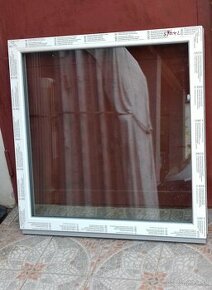 Predám fixne plastové okno š100cm x v100cm 3sklo