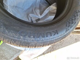 225/60 17 nove